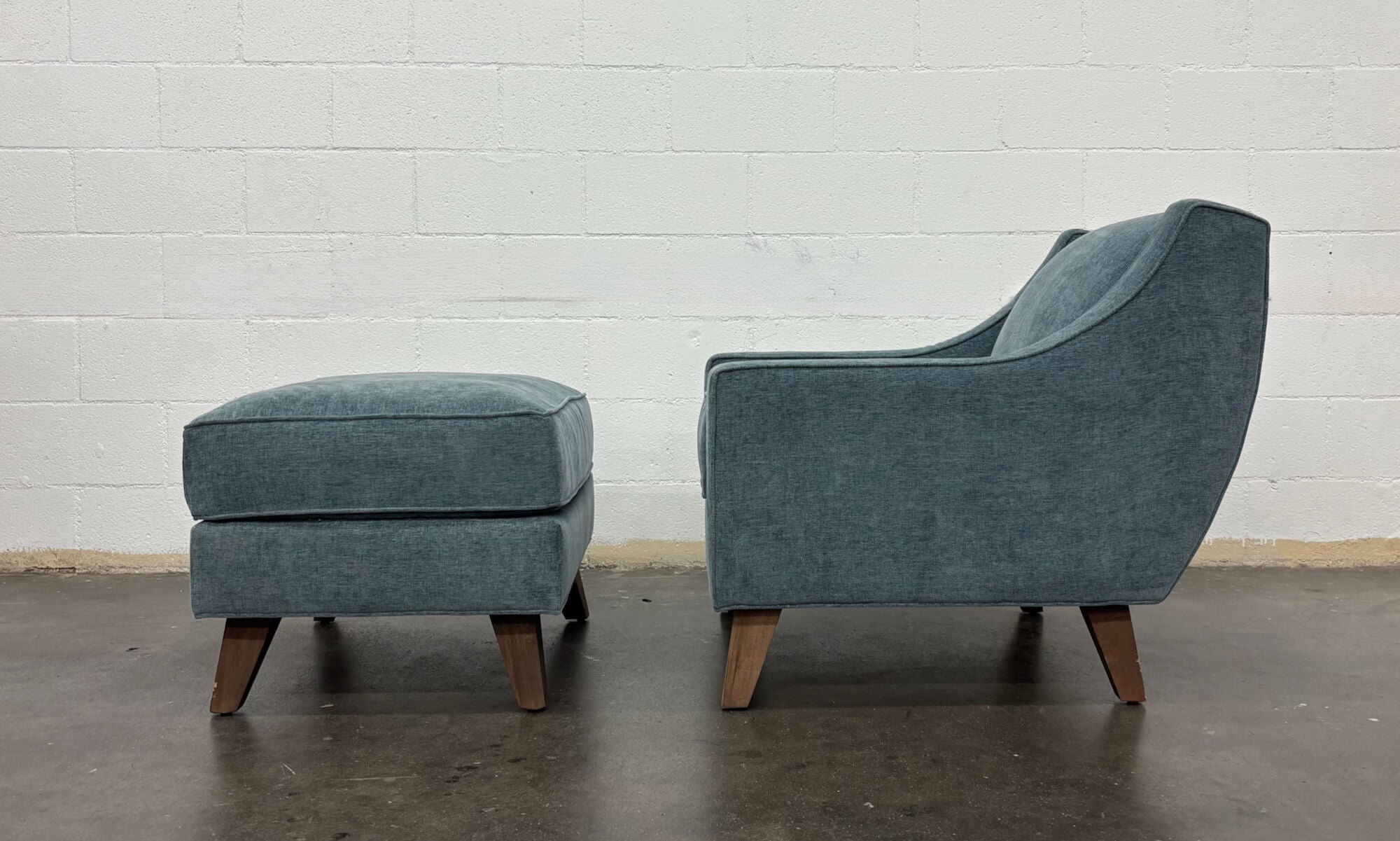 Zavis Chair and Matching Ottoman in Natural Latex