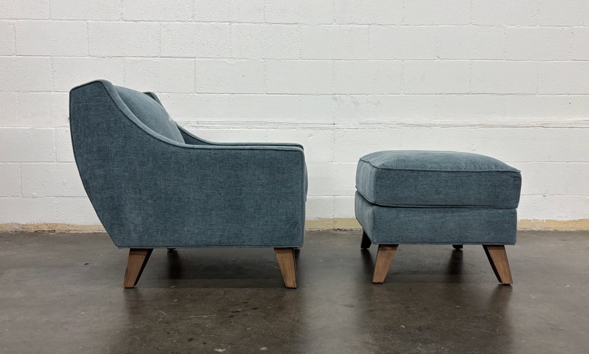 Zavis Chair and Matching Ottoman in Natural Latex