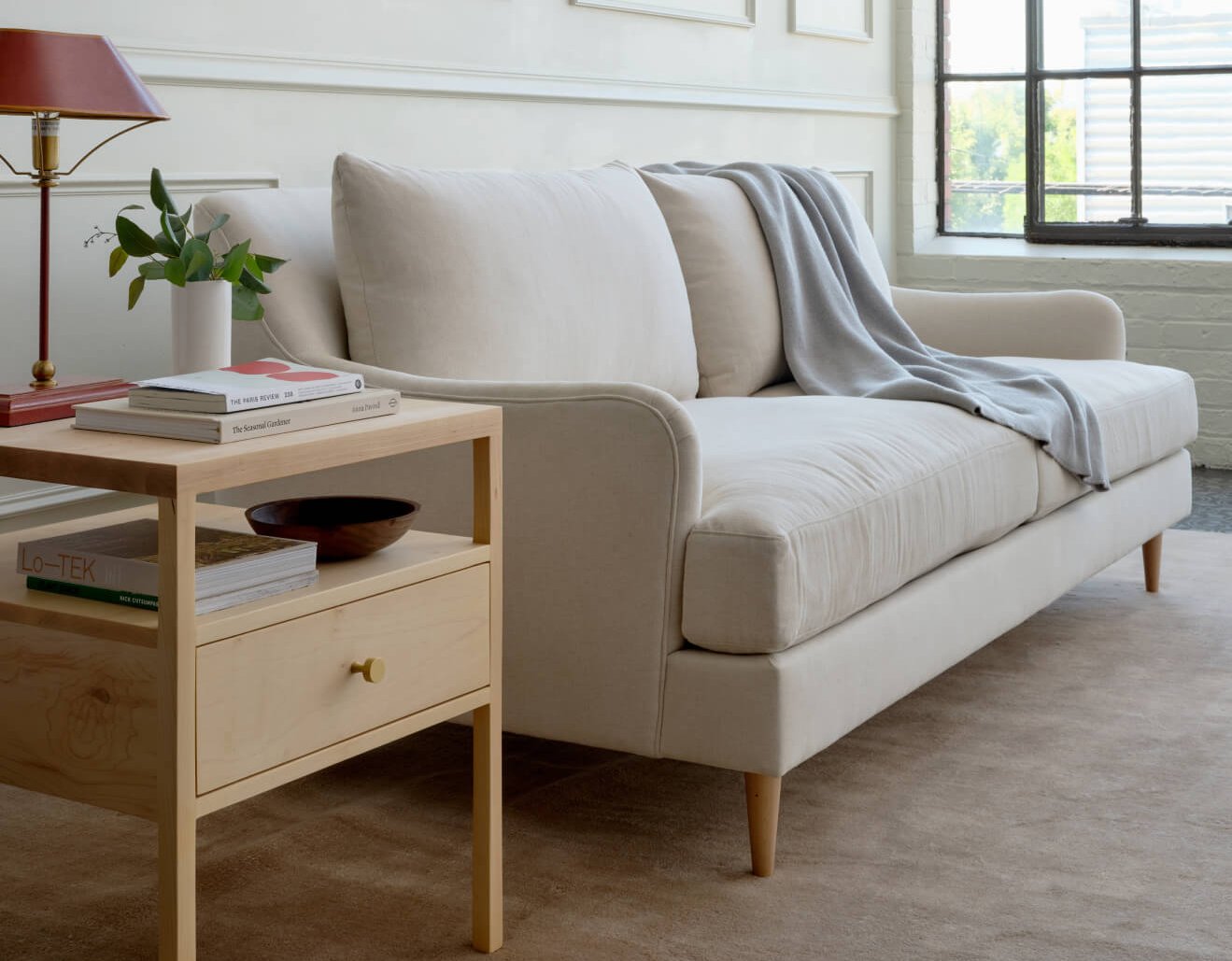 Kaydan Sofa in Natural Latex
