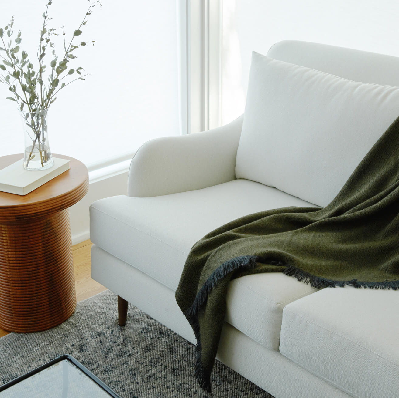 Kaydan Sofa in Natural Latex