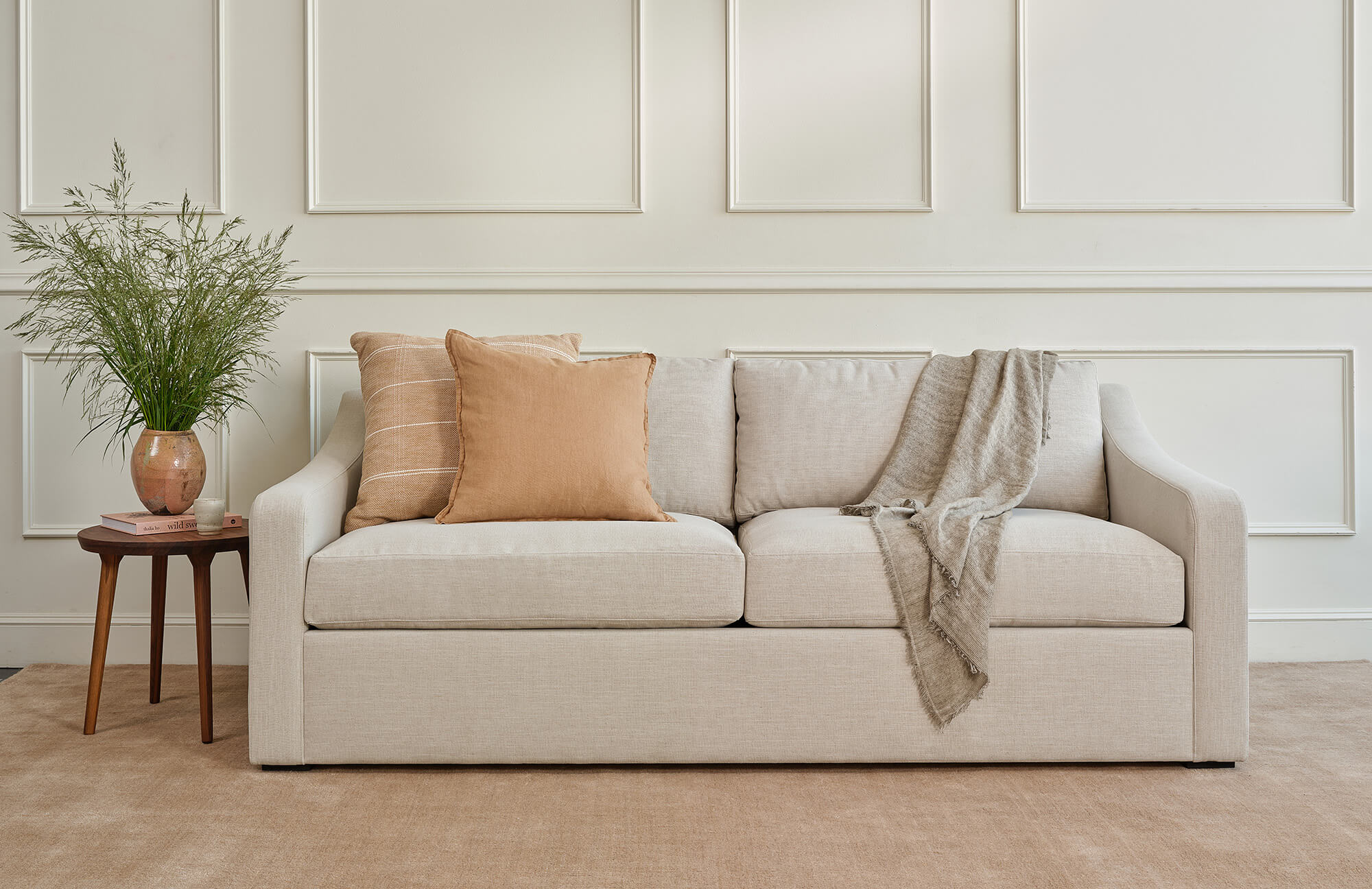 Meera Sofa in Natural Latex